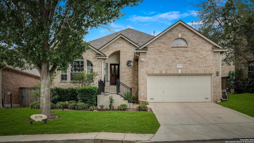 18719 Rogers Pass, San Antonio, TX 78258