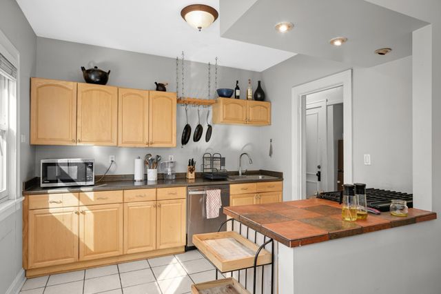 3542 Garfield Avenue 4, Minneapolis, MN 55408