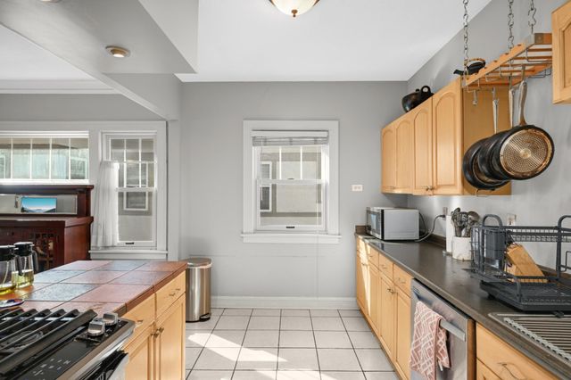 3542 Garfield Avenue 4, Minneapolis, MN 55408