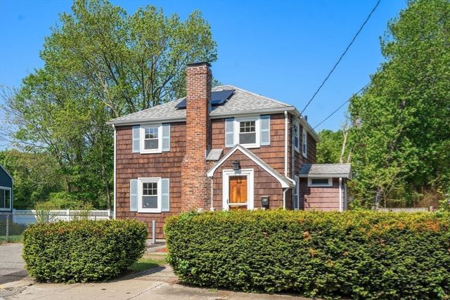 17 Myopia Road, Boston, MA 02136
