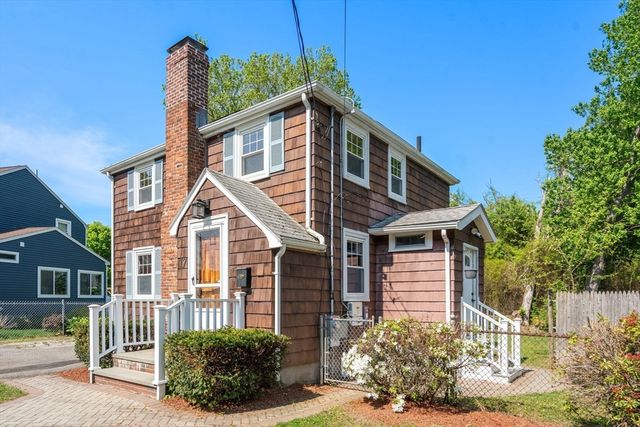 17 Myopia Road, Boston, MA 02136