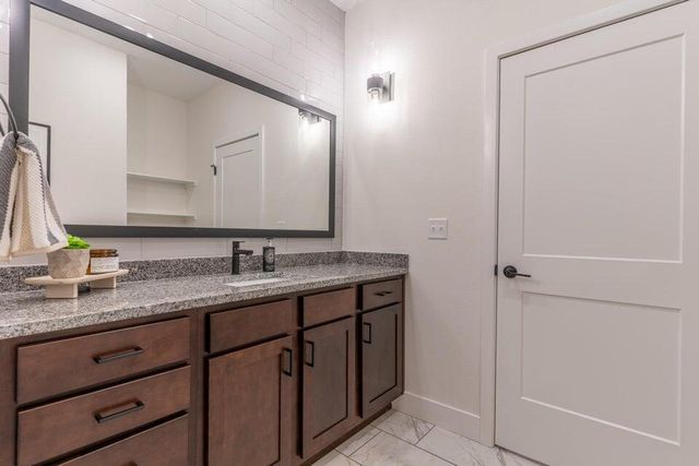 5955 S Farm Road 163 209b, Springfield, MO 65810