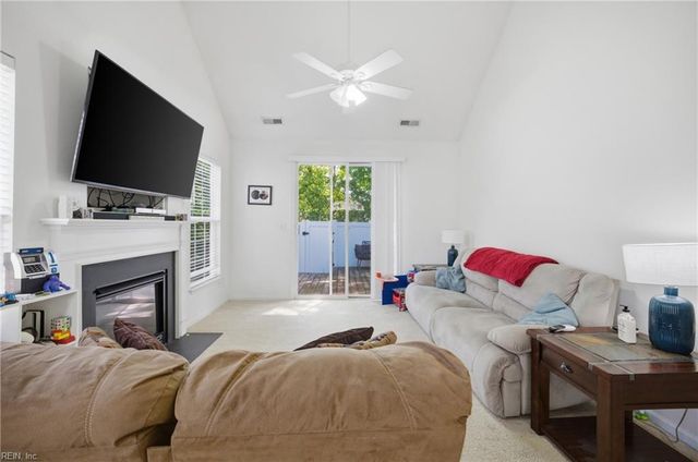 906 Hunley DR, Virginia Beach, VA 23462