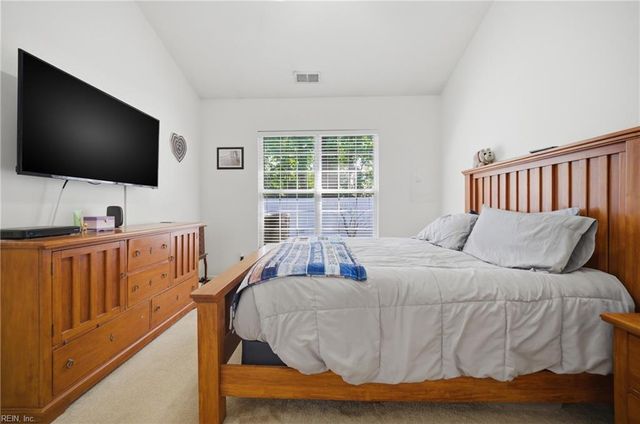 906 Hunley DR, Virginia Beach, VA 23462