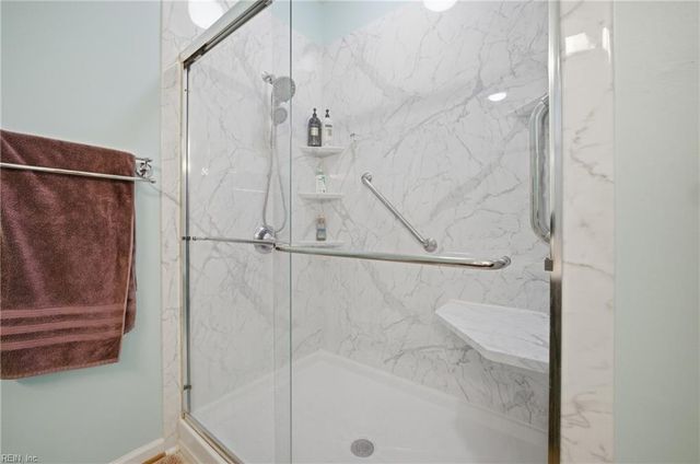 906 Hunley DR, Virginia Beach, VA 23462