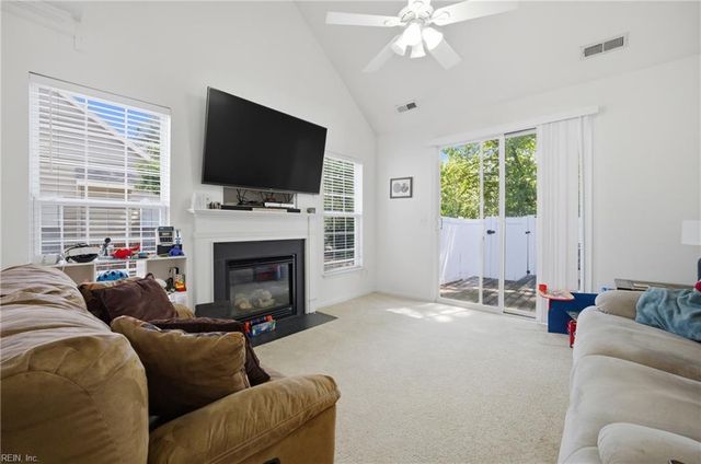 906 Hunley DR, Virginia Beach, VA 23462