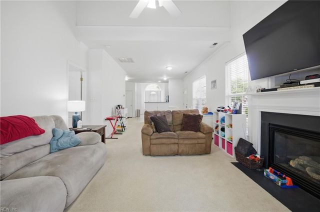 906 Hunley DR, Virginia Beach, VA 23462