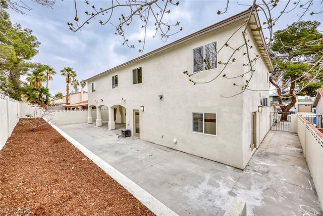 3155 Mountain Spring Road, Las Vegas, NV 89146