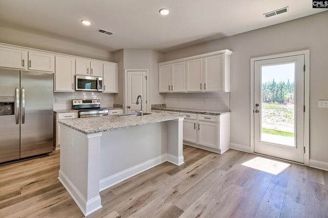 1632 Community Pond Road, Eastover, SC 29044