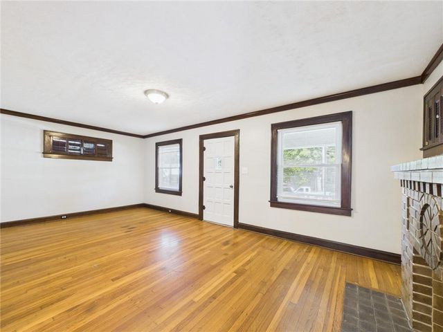 6612 Park Avenue, Kansas City, MO 64132