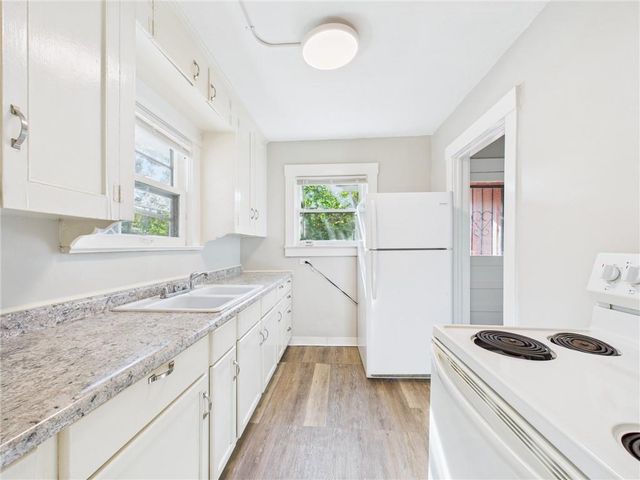 6612 Park Avenue, Kansas City, MO 64132