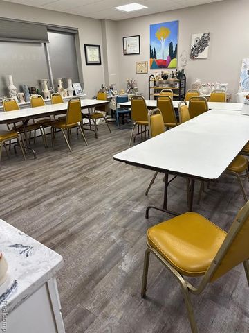 520 E 11 Mile Road, Royal Oak, MI 48067