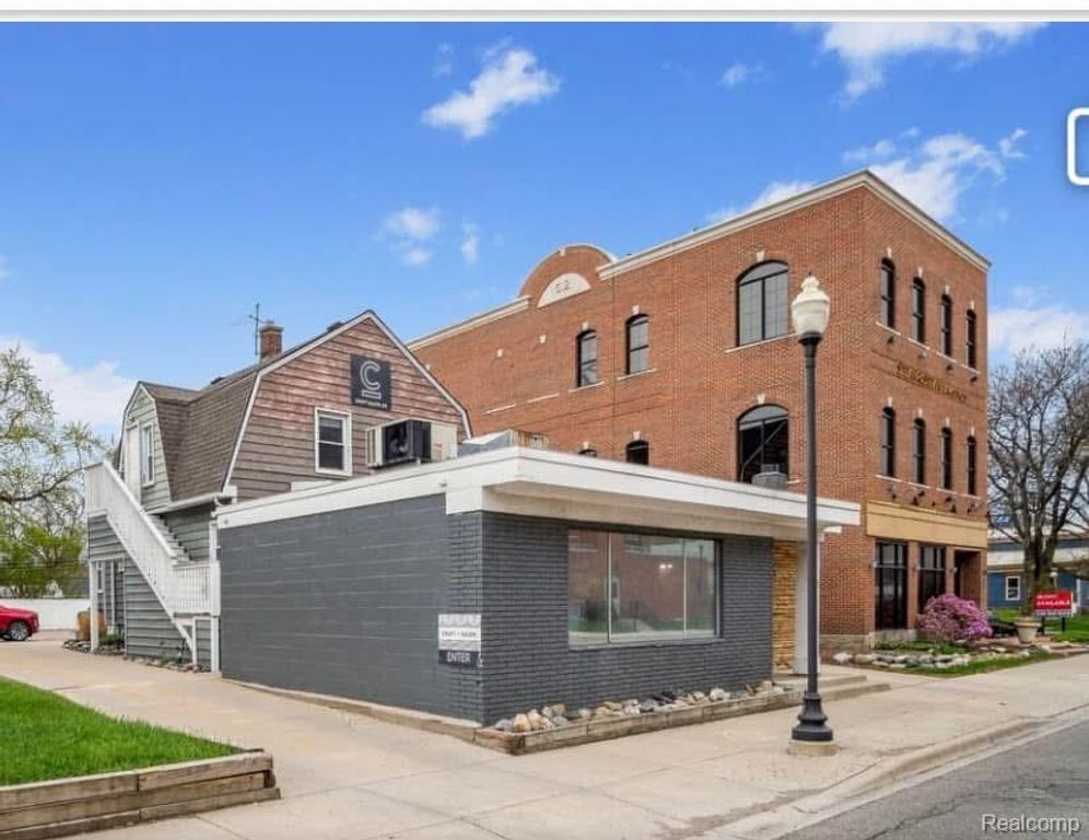 520 E 11 Mile Road, Royal Oak, MI 48067