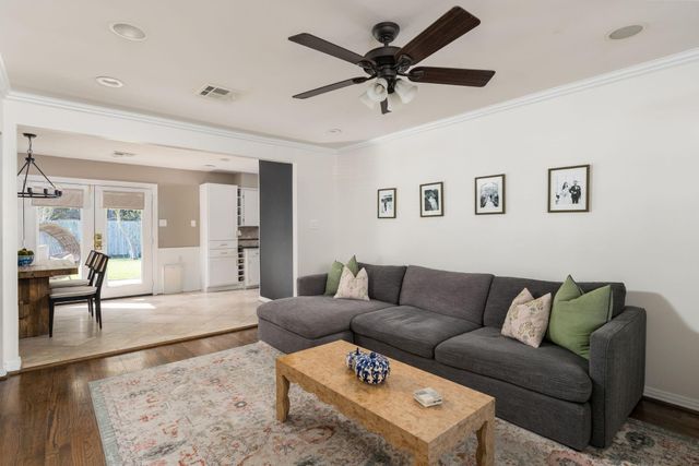 2403 Ansbury Drive, Houston, TX 77018