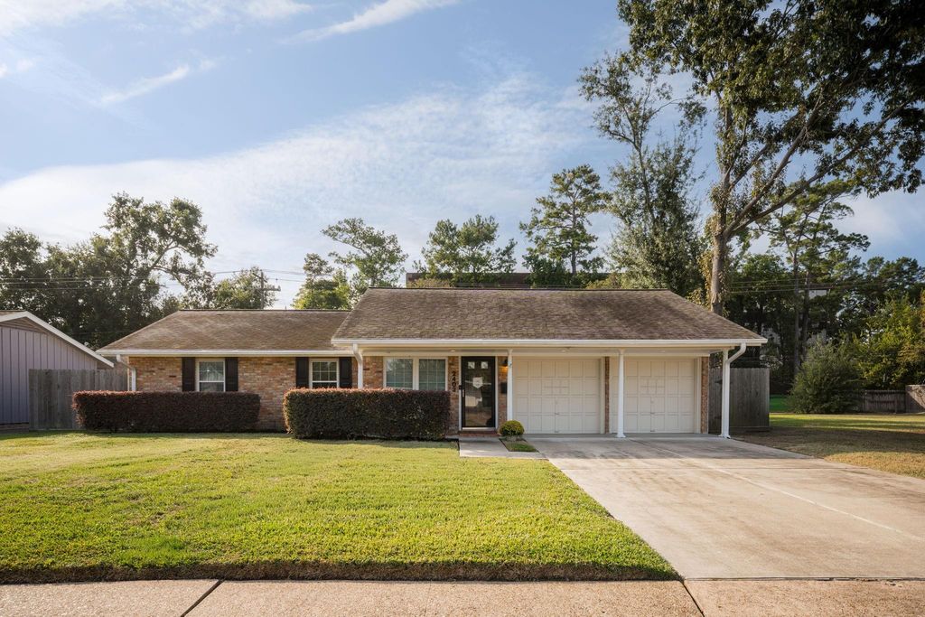 2403 Ansbury Drive, Houston, TX 77018