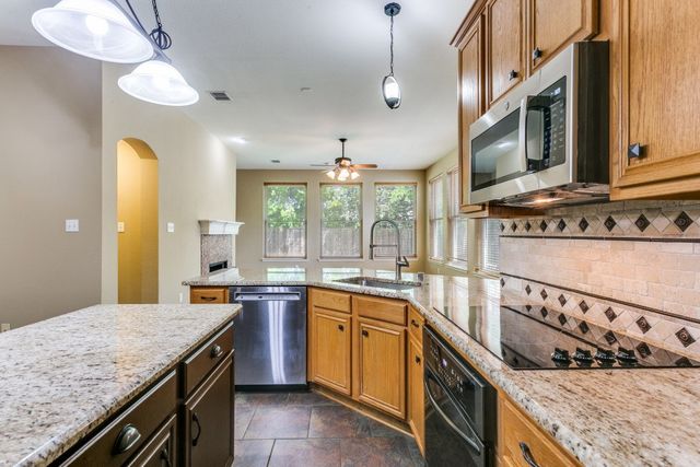 2609 Valencia Lane, Denton, TX 76210