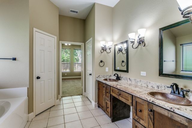 2609 Valencia Lane, Denton, TX 76210