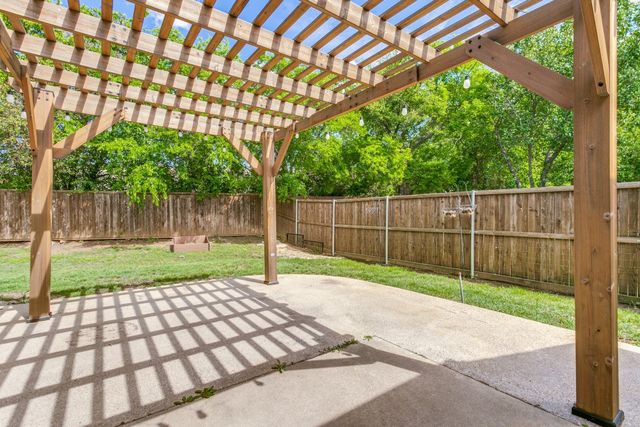 2609 Valencia Lane, Denton, TX 76210
