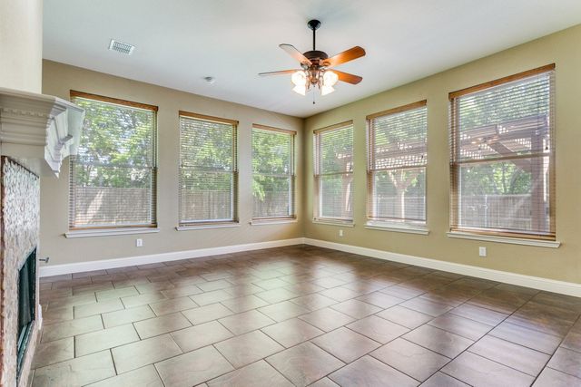 2609 Valencia Lane, Denton, TX 76210