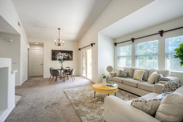 10334 Scripps Poway Pkwy 34, San Diego, CA 92131