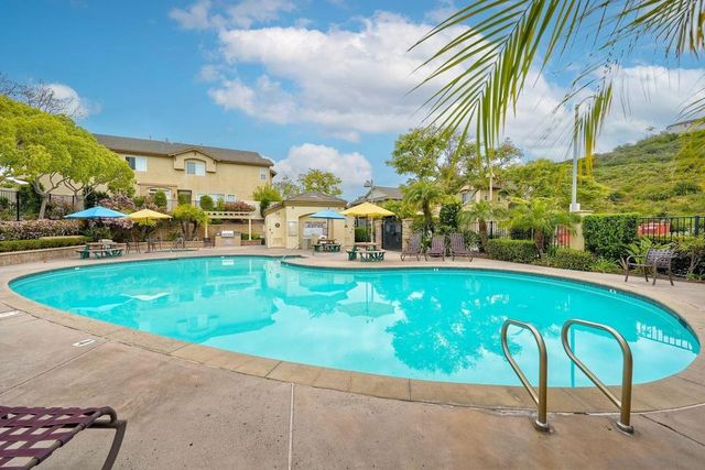 10334 Scripps Poway Pkwy 34, San Diego, CA 92131