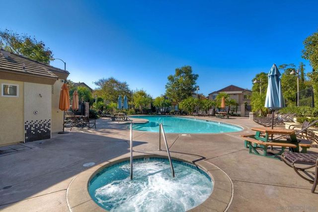 10334 Scripps Poway Pkwy 34, San Diego, CA 92131