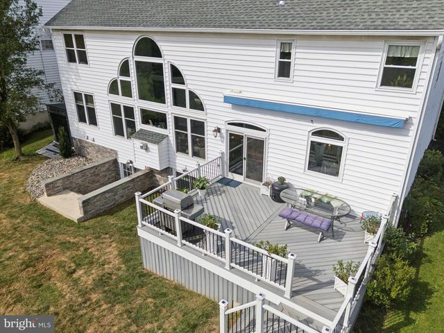 420 LONGLEAF DR, Perkasie, PA 18944