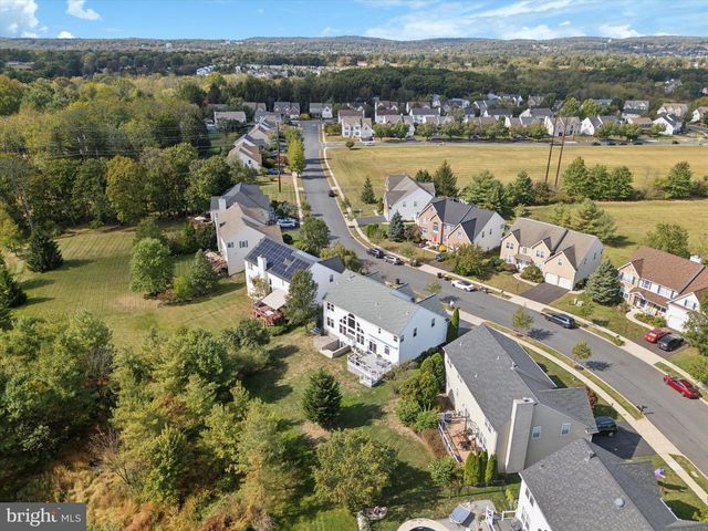 420 LONGLEAF DR, Perkasie, PA 18944