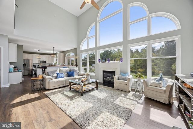 420 LONGLEAF DR, Perkasie, PA 18944