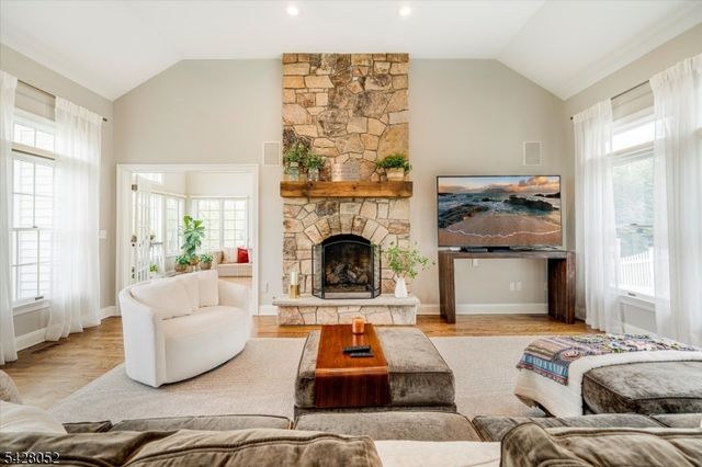 17 Spencer Dr, Morris Twp., NJ 07960