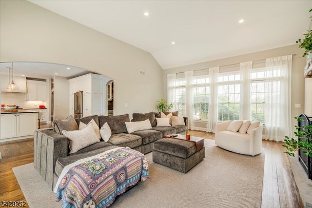 17 Spencer Dr, Morris Twp., NJ 07960