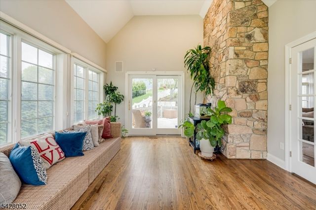 17 Spencer Dr, Morris Twp., NJ 07960