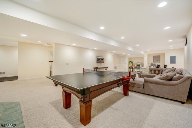 17 Spencer Dr, Morris Twp., NJ 07960