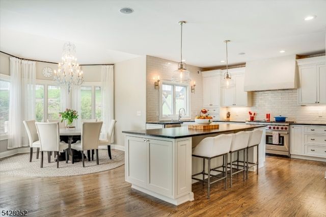 17 Spencer Dr, Morris Twp., NJ 07960