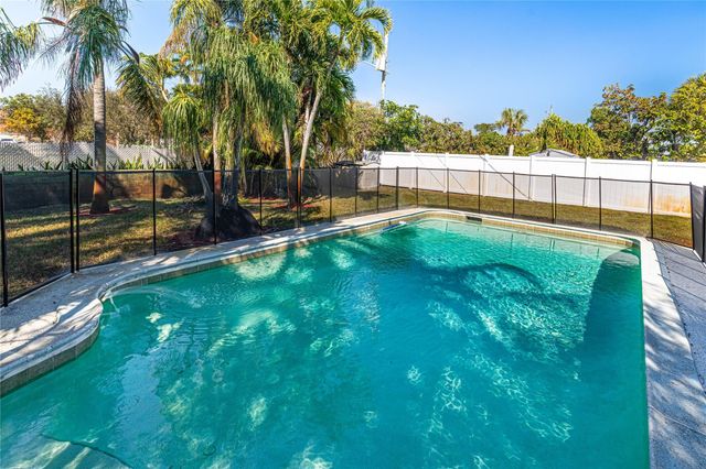 2241 SW 38th Avenue, Fort Lauderdale, FL 33312