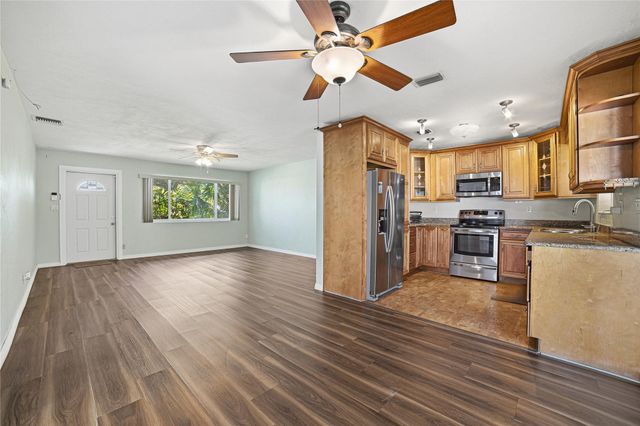 2241 SW 38th Avenue, Fort Lauderdale, FL 33312