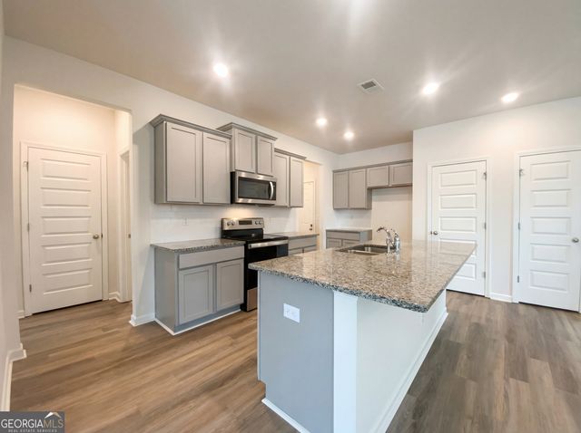 11893 Lovejoy Crossing Boulevard, Hampton, GA 30228