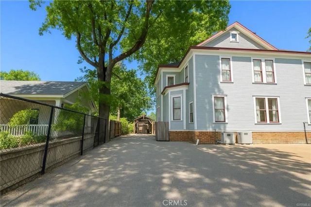 256 E 1st Avenue, Chico, CA 95926