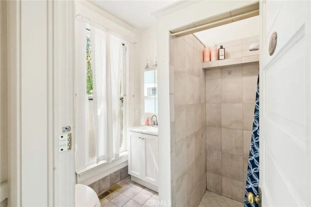 256 E 1st Avenue, Chico, CA 95926