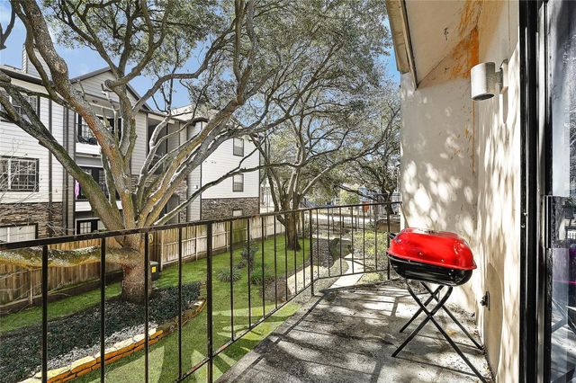 10811 Richmond Avenue 68, Houston, TX 77042
