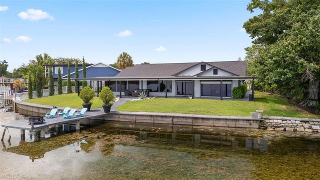 7302 EGYPT LAKE DRIVE, Tampa, FL 33614