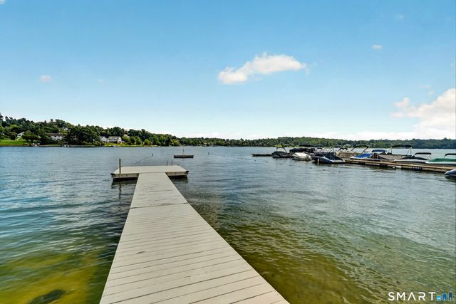 78 Arrowhead Road, Brookfield, CT 06804
