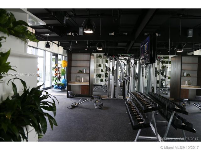 55 SW 9th St 3709, Miami, FL 33130