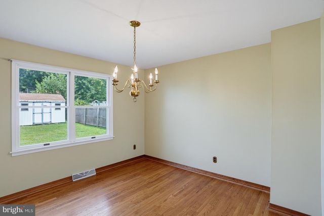 107 GRIFFITH DR, New Castle, DE 19720