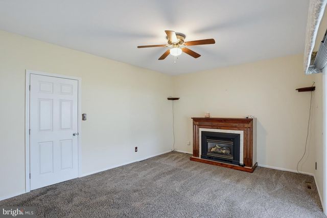 107 GRIFFITH DR, New Castle, DE 19720