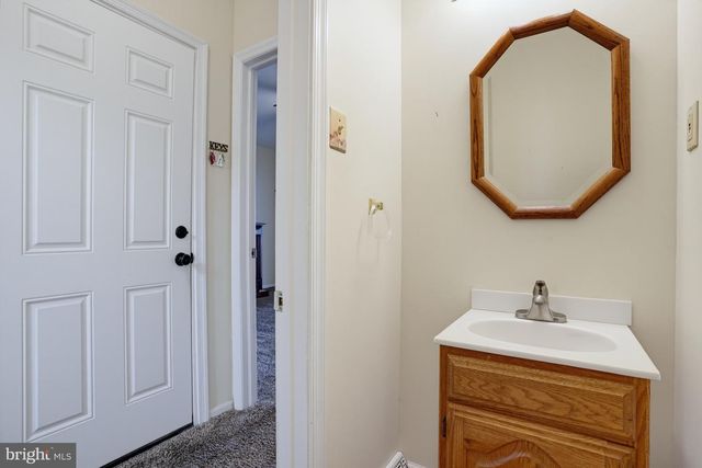 107 GRIFFITH DR, New Castle, DE 19720