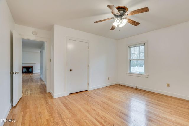 408 Oak Grove Avenue, Greeneville, TN 37745