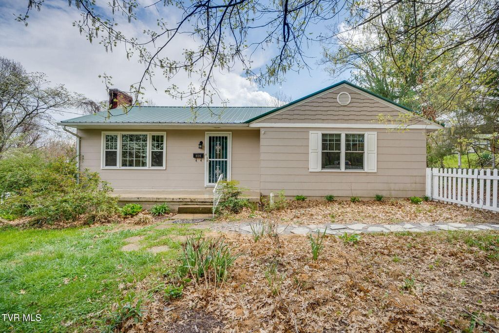 408 Oak Grove Avenue, Greeneville, TN 37745