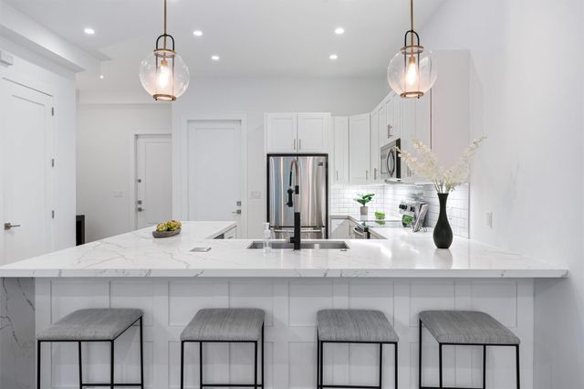 1121 SW 2nd Court, Fort Lauderdale, FL 33312