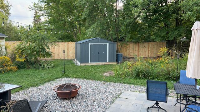 4926 BURCHFIELD Avenue, Lansing, MI 48910